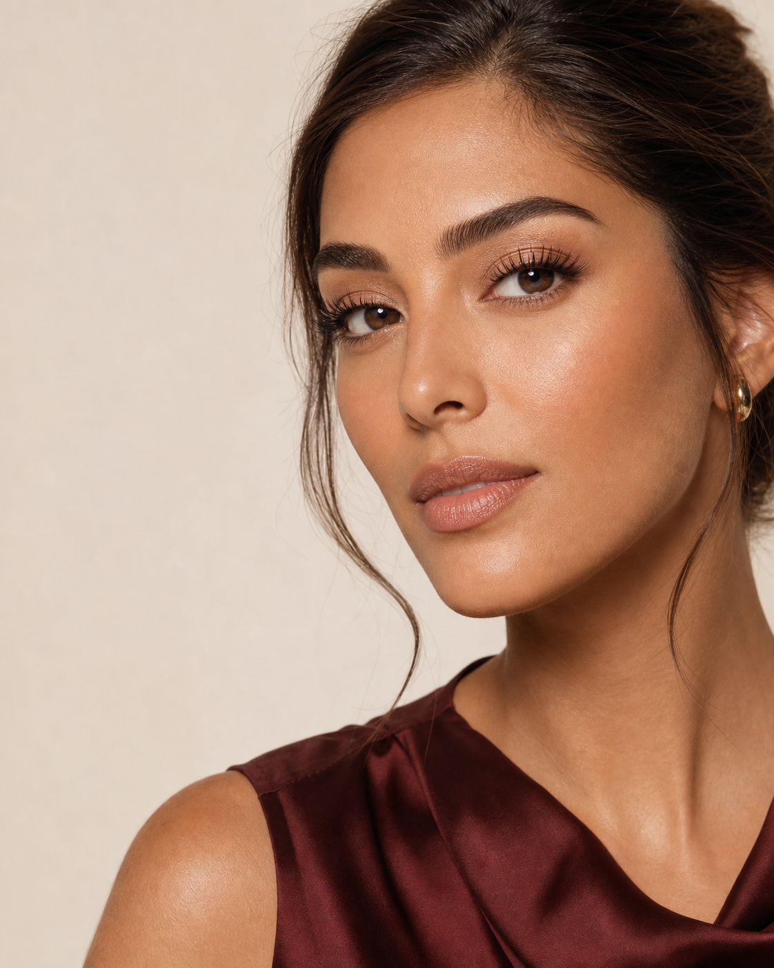 North American soft-glam portrait